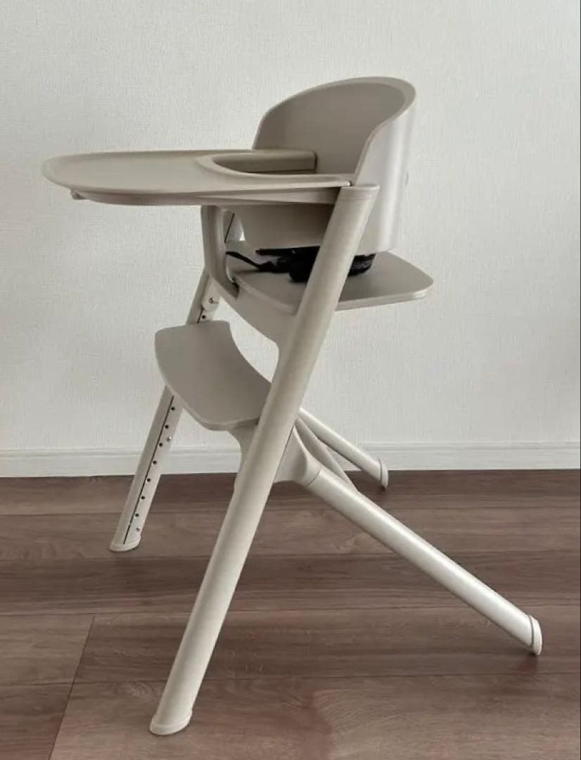 【人気色】グレージュ　ヤトミ　NOVUS ノウス ベビーハイチェア