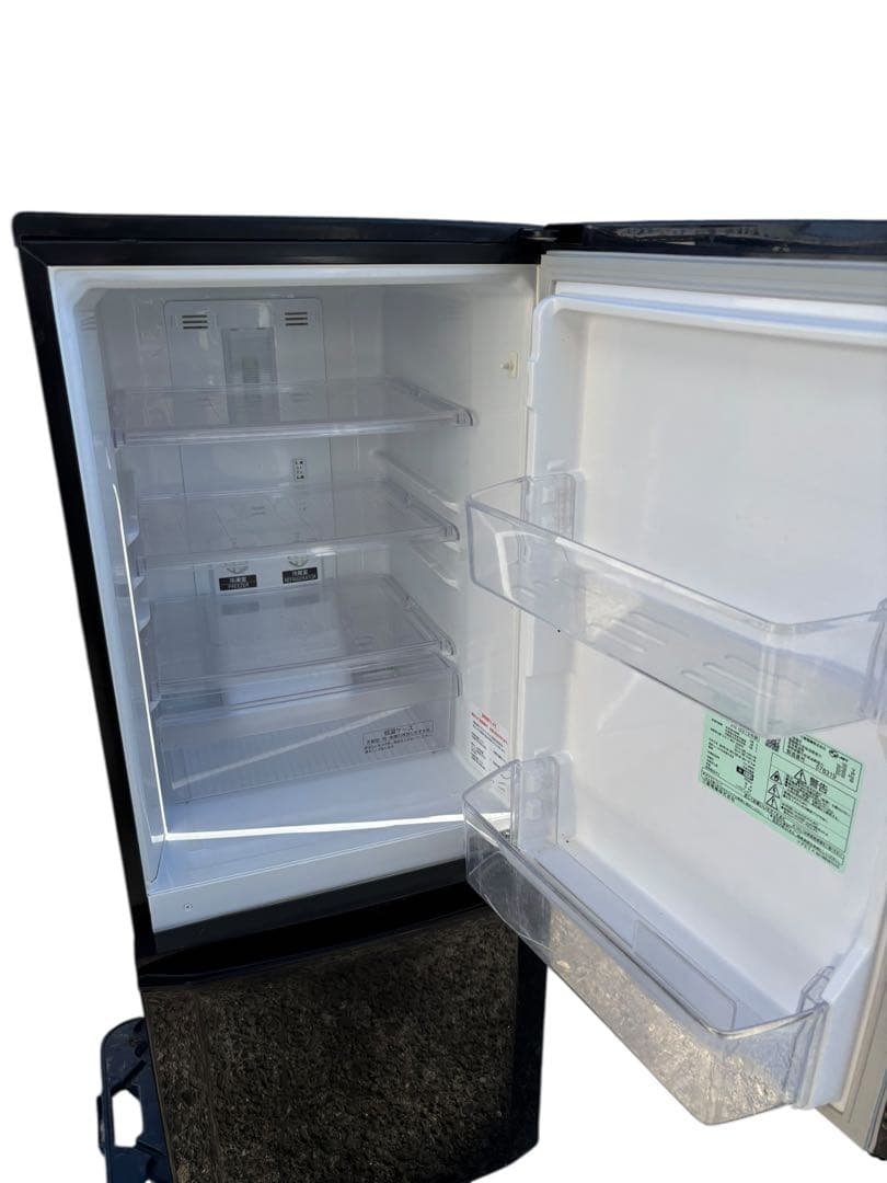 三菱　冷蔵庫　MR-P15Y-B 2015