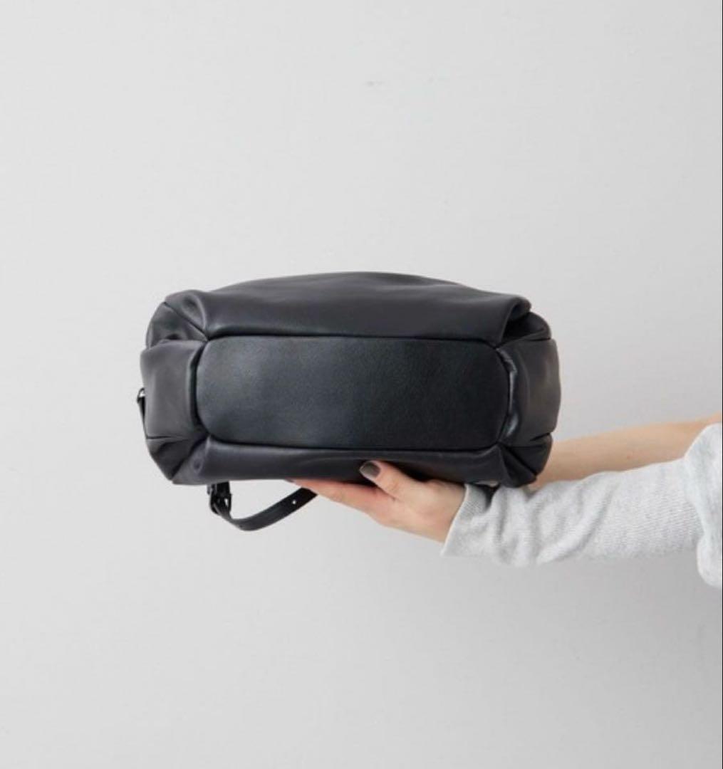 本日特別価格！【ear PAPILLONNER】コロンボストンバッグ　ブラック