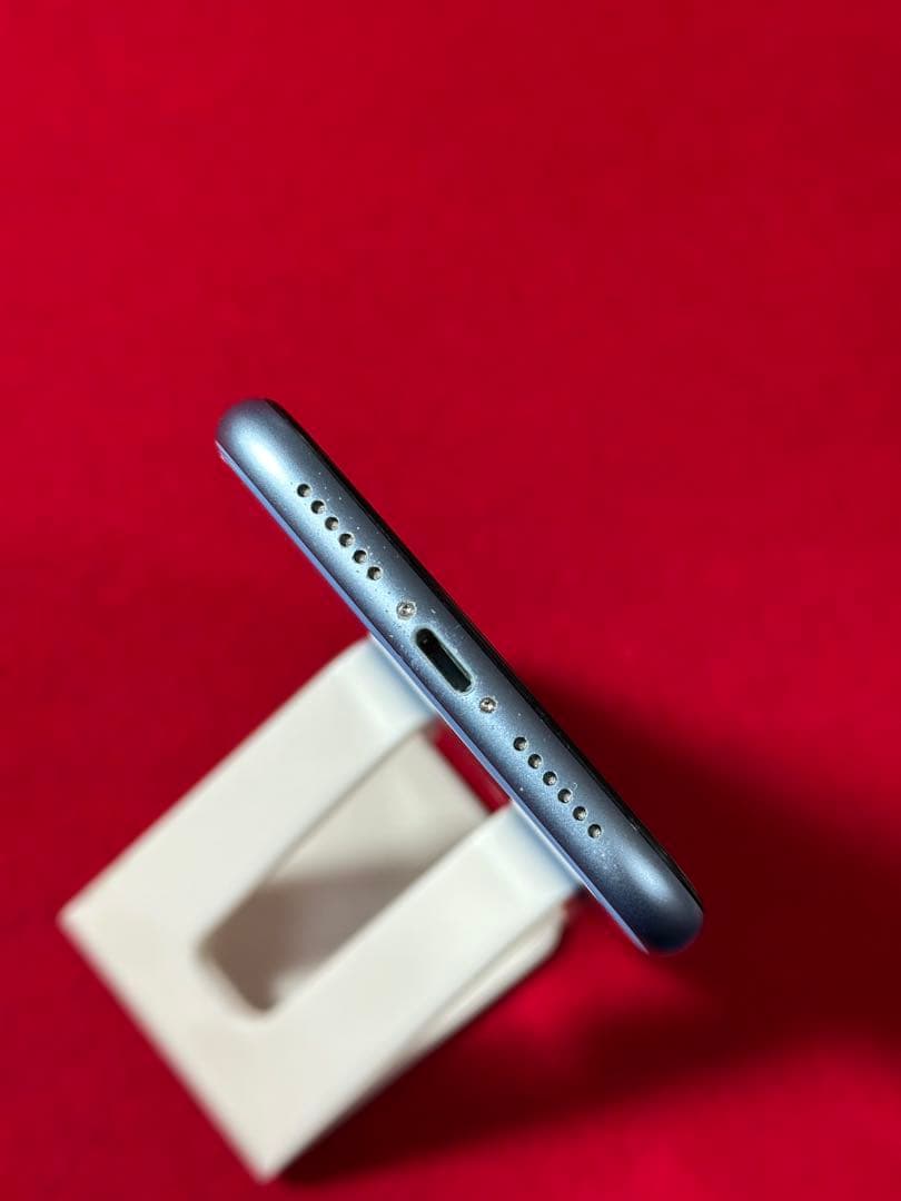 【8607】iPhone XRブルー 256GB simフリー