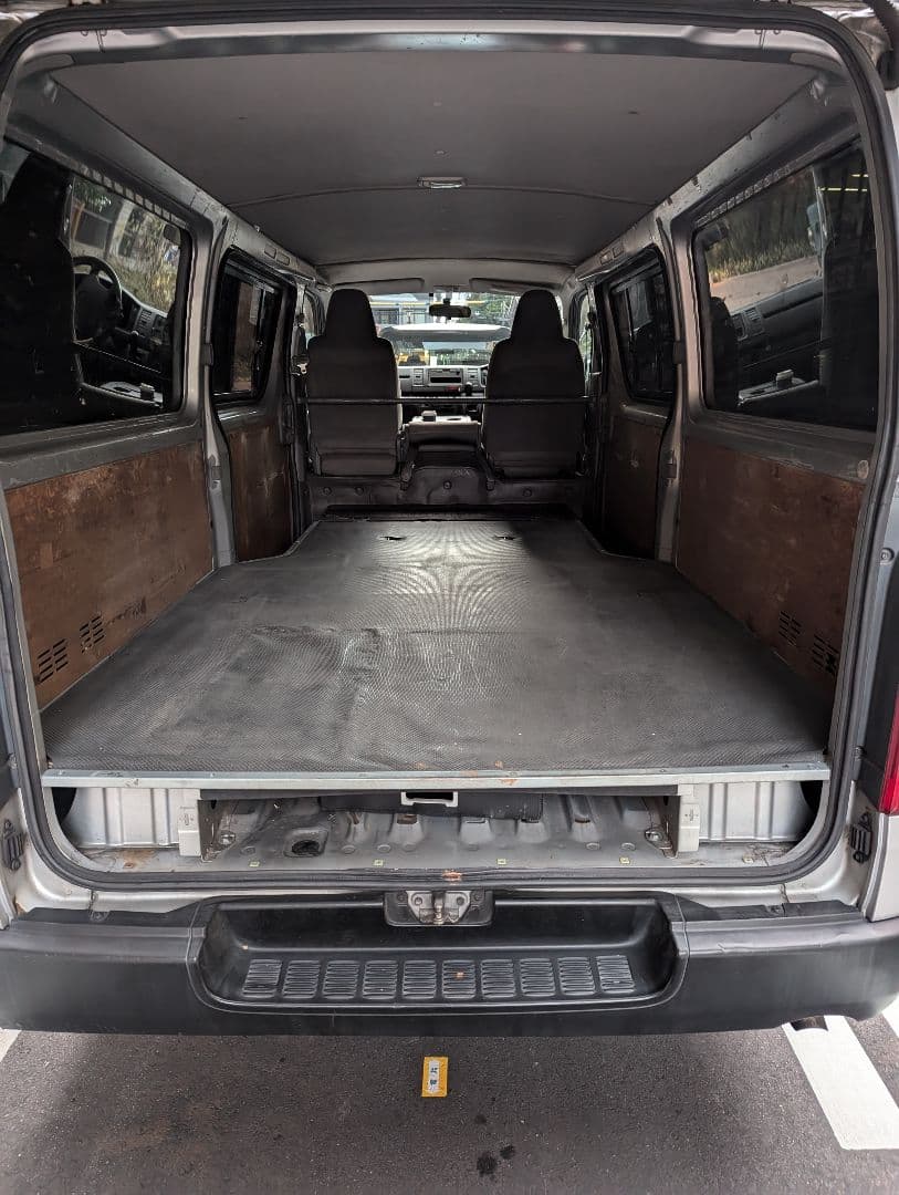 トヨタ ハイエース バン　ワンオーナー　5MT ディーゼル