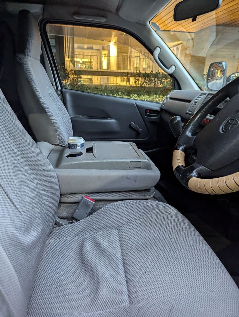 トヨタ ハイエース バン　ワンオーナー　5MT ディーゼル