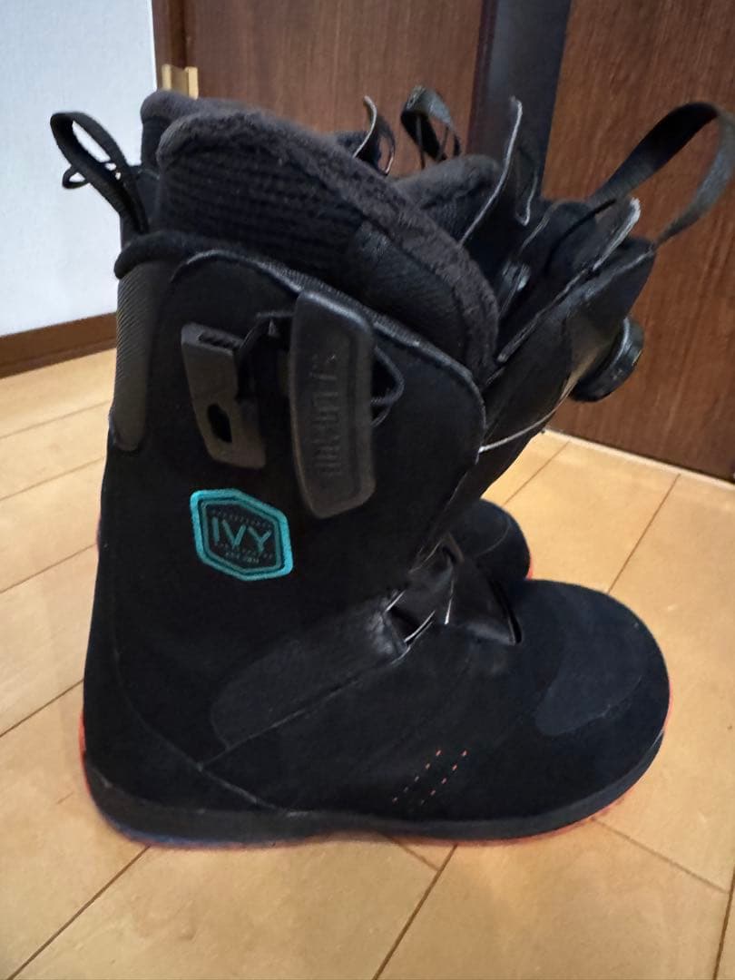 Salomon Ivy スノーボードブーツ(女性用)