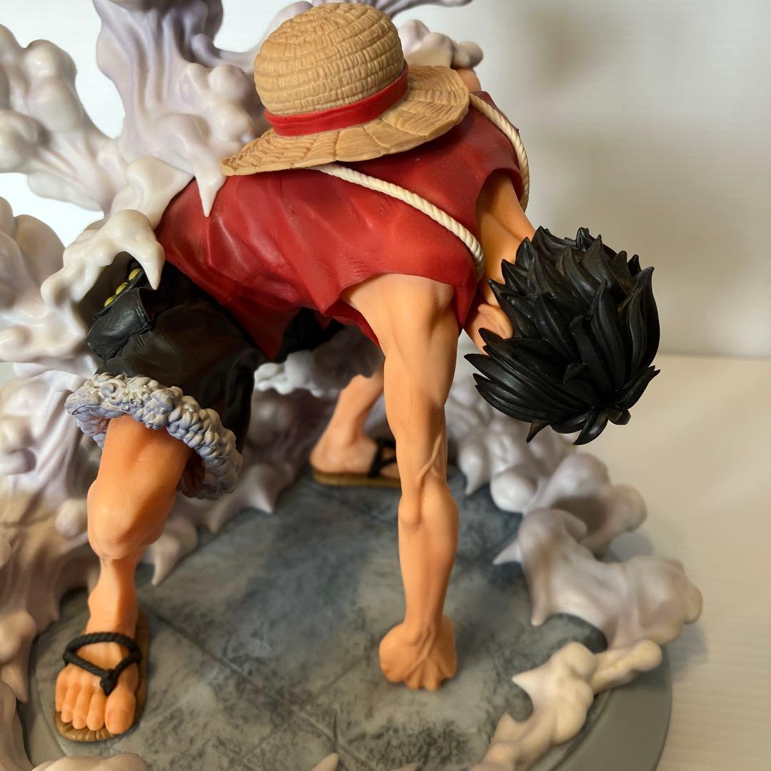 【開封品】ワンピース　一番くじ　B賞　ルフィ　ギア２