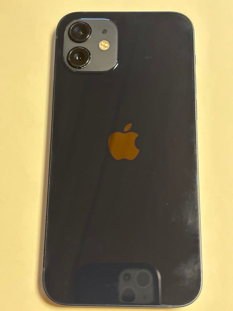 Apple iPhone 12 64GB ブラック