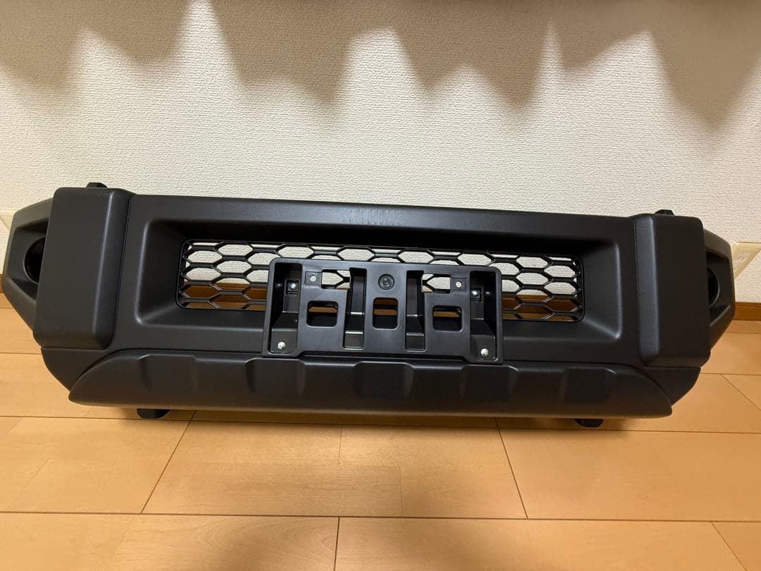 スズキ JB64ジムニーXC 純正バンパー、グリル新車外し