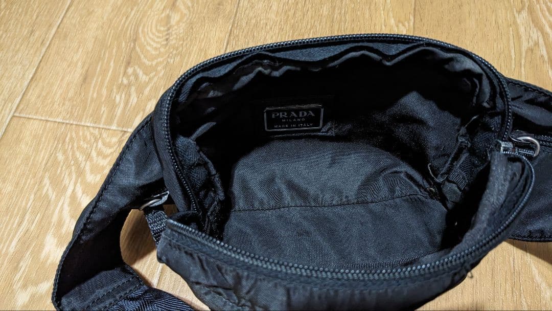 PRADA ボディバッグ・ウエストポーチ ブラック