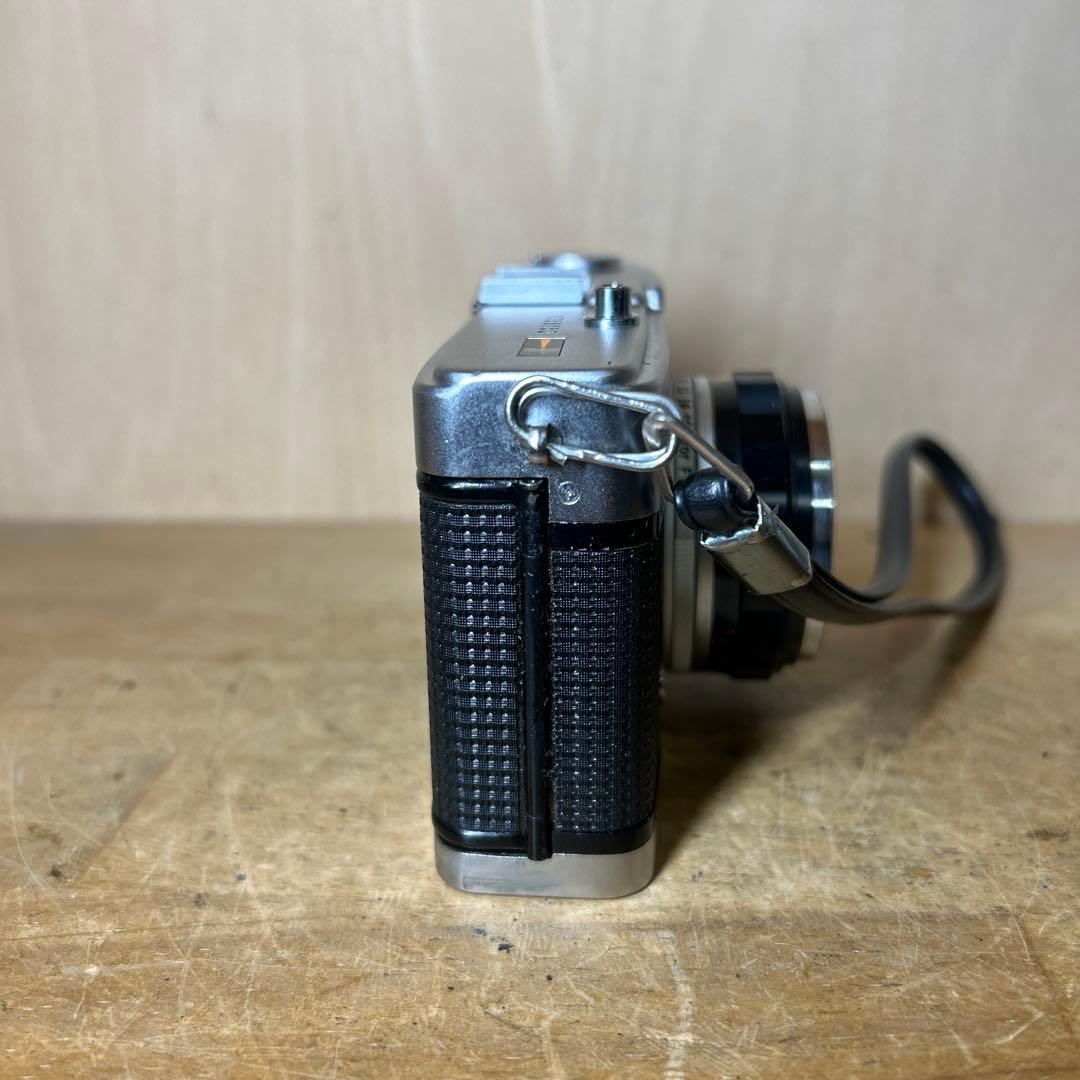 Olympus Trip 35 人気カメラ　赤ベロ快調　稀に見る美品