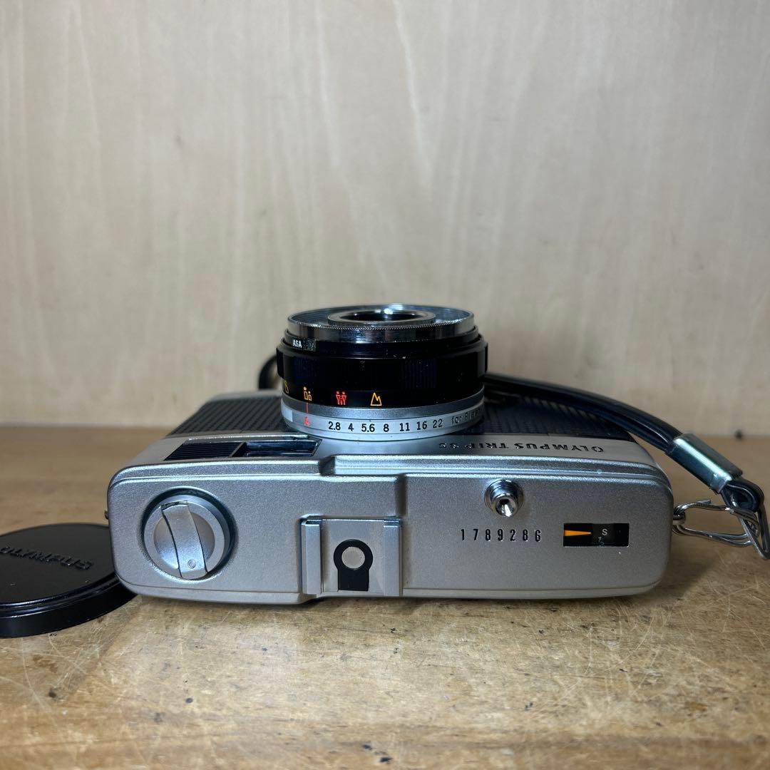 Olympus Trip 35 人気カメラ　赤ベロ快調　稀に見る美品