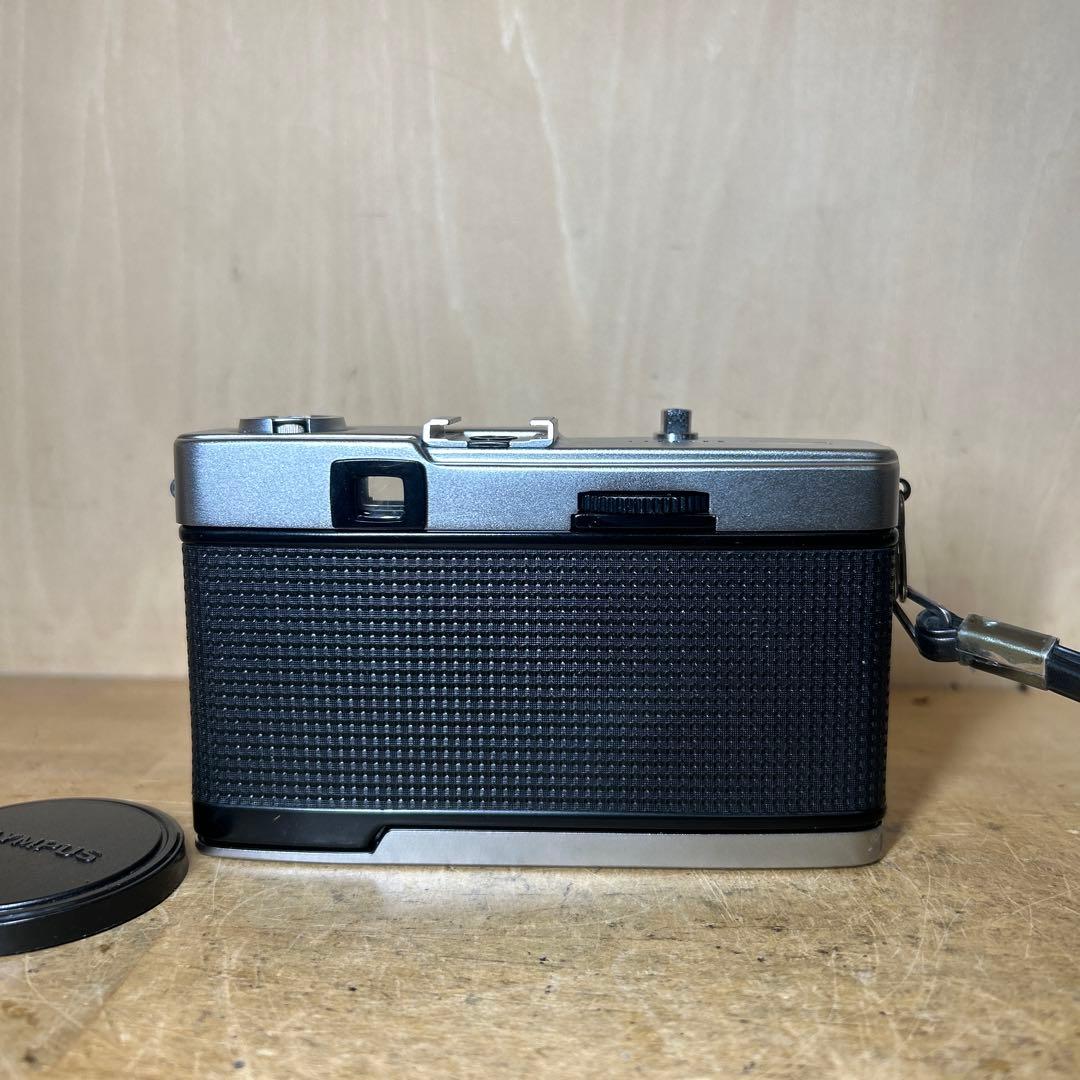 Olympus Trip 35 人気カメラ　赤ベロ快調　稀に見る美品