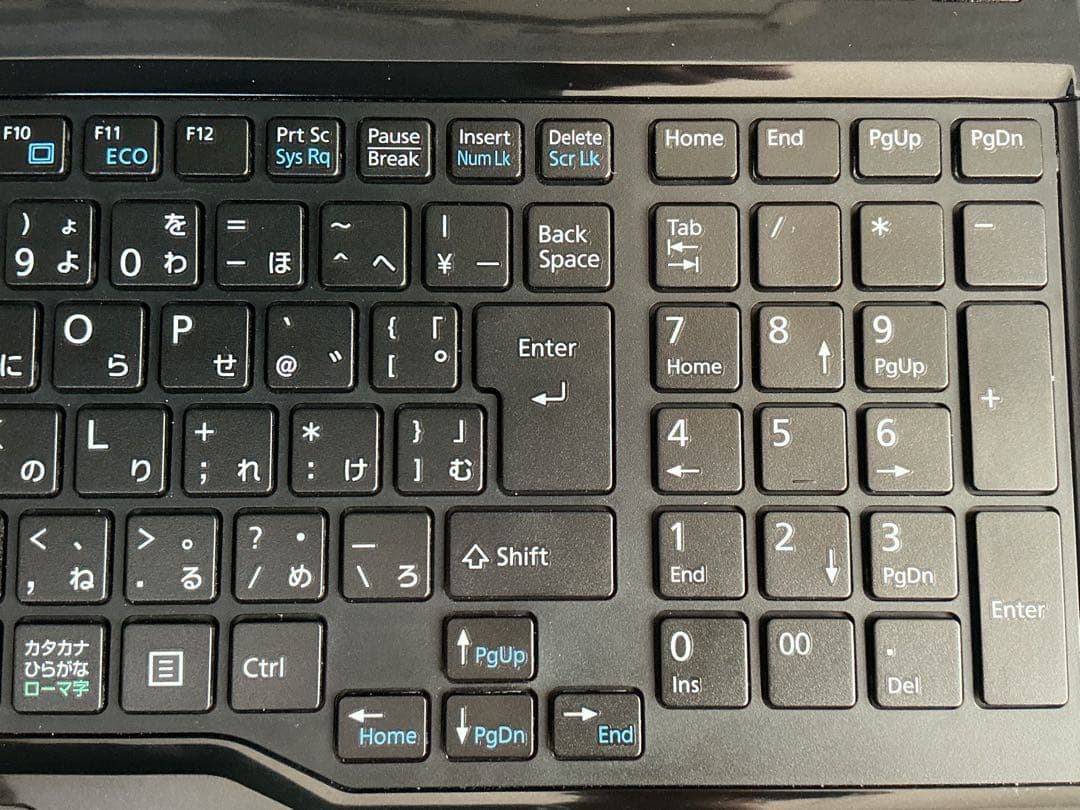 FUJITSU corei7 新品SSD480 新品メモリ16 office