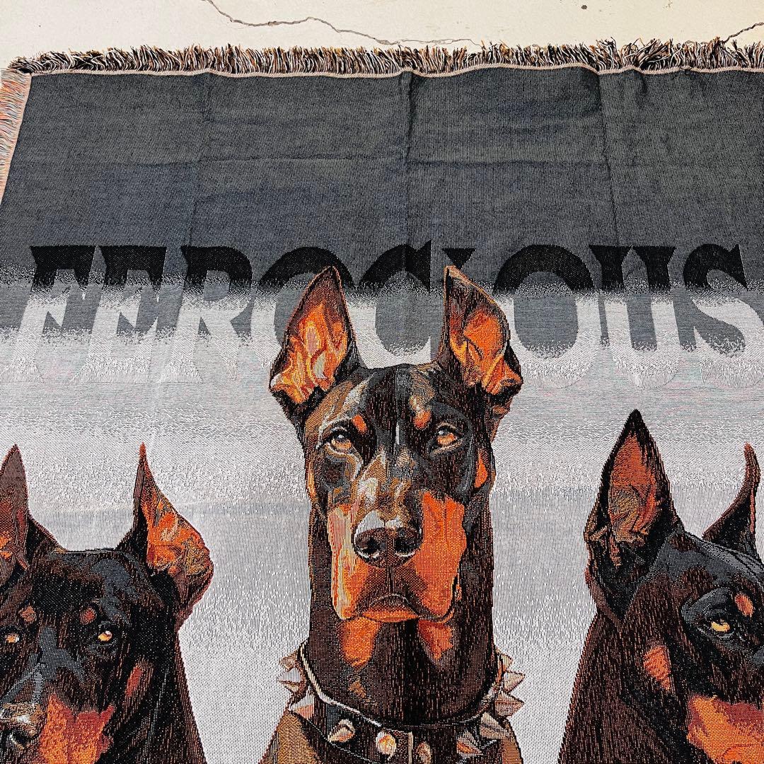 ラグ・カーペット FEROCIOUS doberman jacquard blanket rug