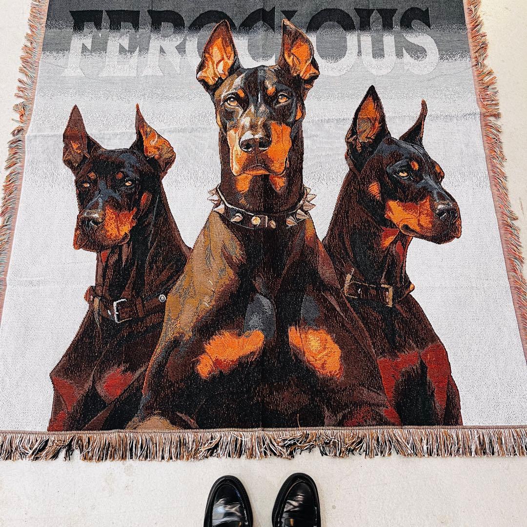 ラグ・カーペット FEROCIOUS doberman jacquard blanket rug