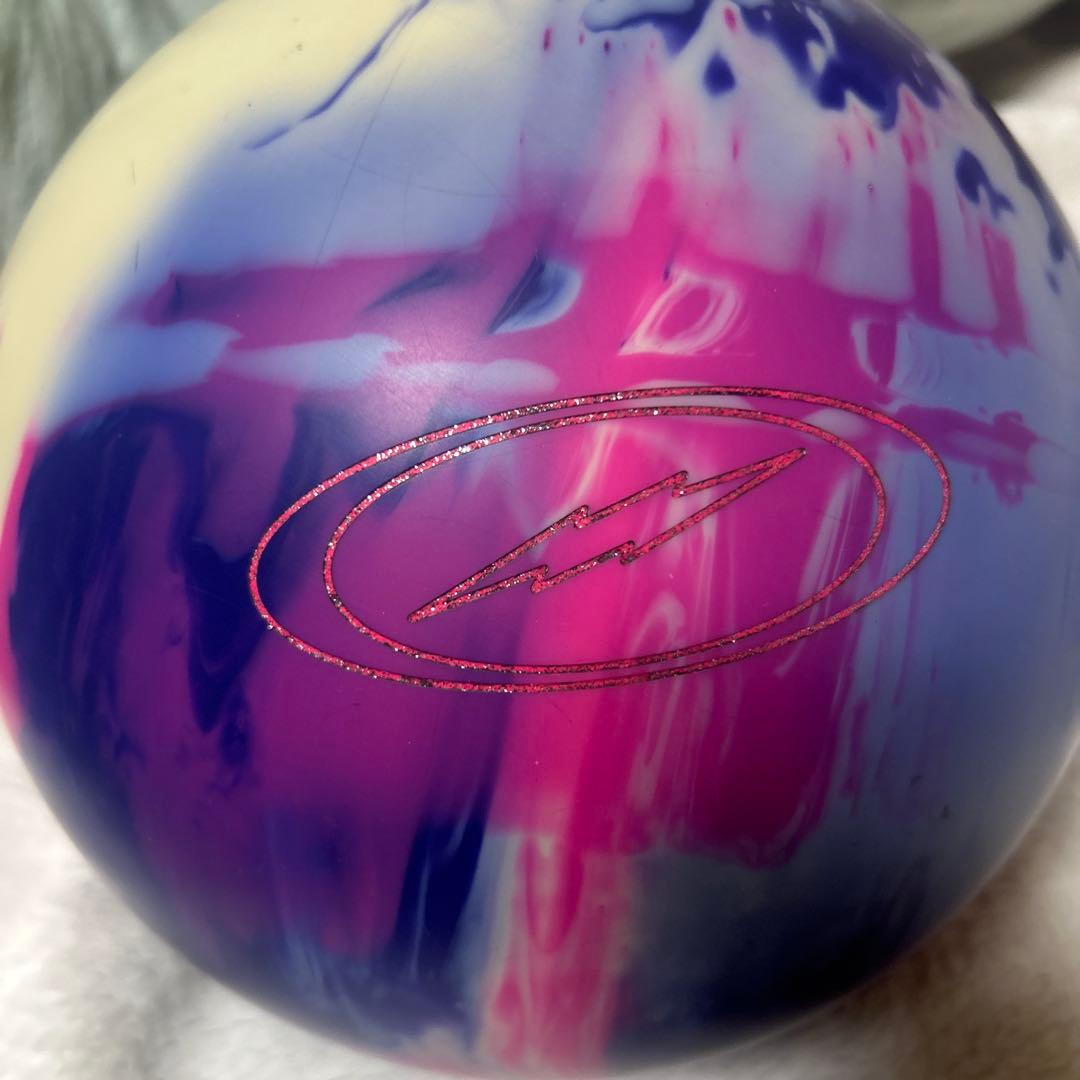 ION MAX ボウリングボール 15ポンド