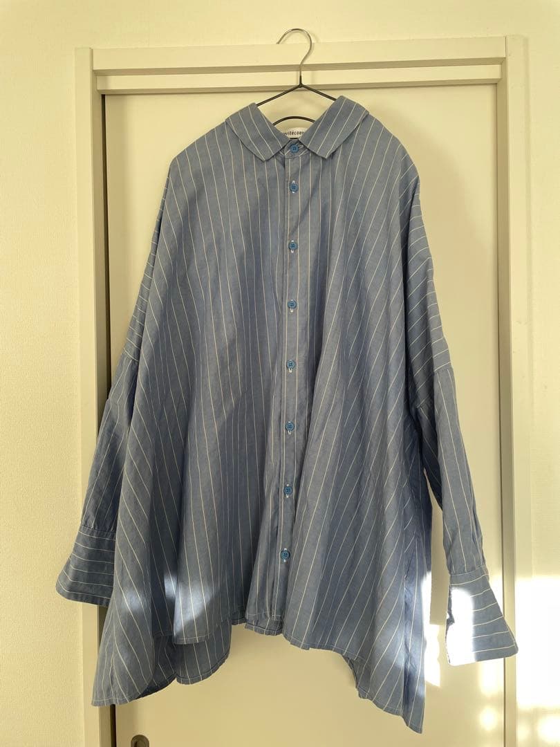 美品 Veritecoeur バックギャザーシャツ VC-2419