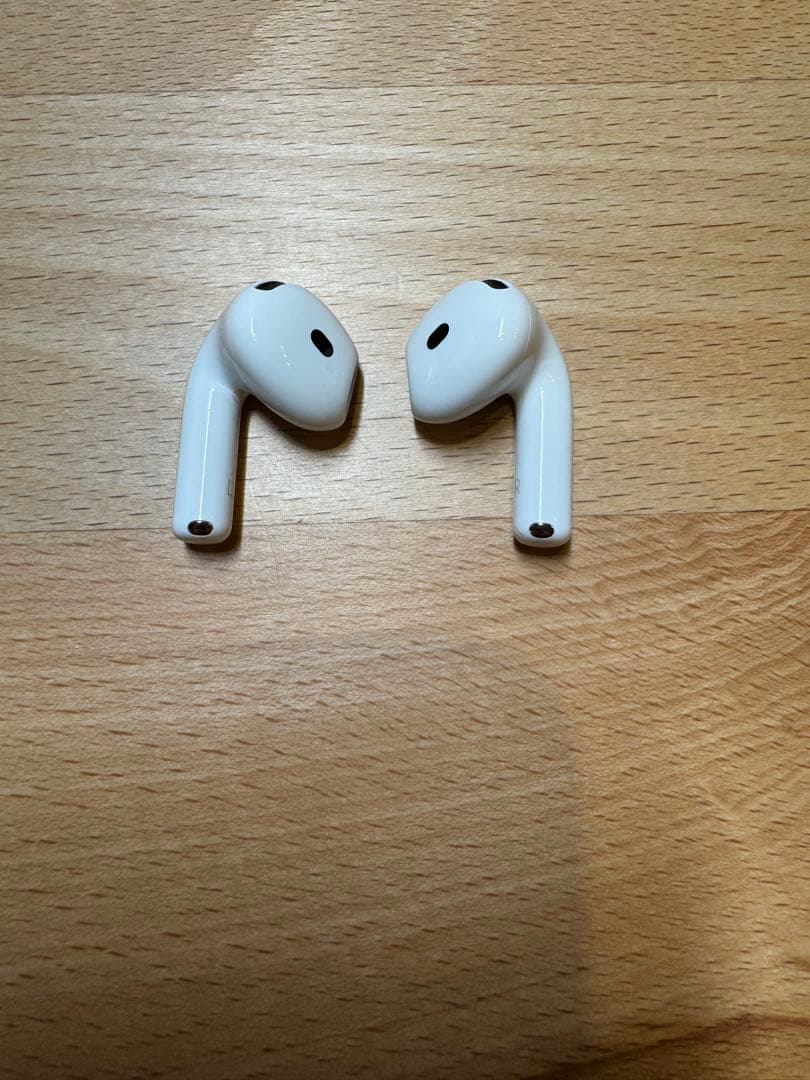 AirPods 4 ノイズキャンセリング＋カバーケースセットMXP93J/A
