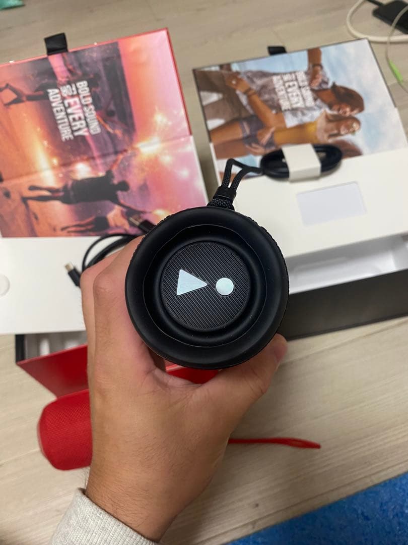 JBL FLIP6 ワイヤレススピーカー 赤 黒 セット 新品同様