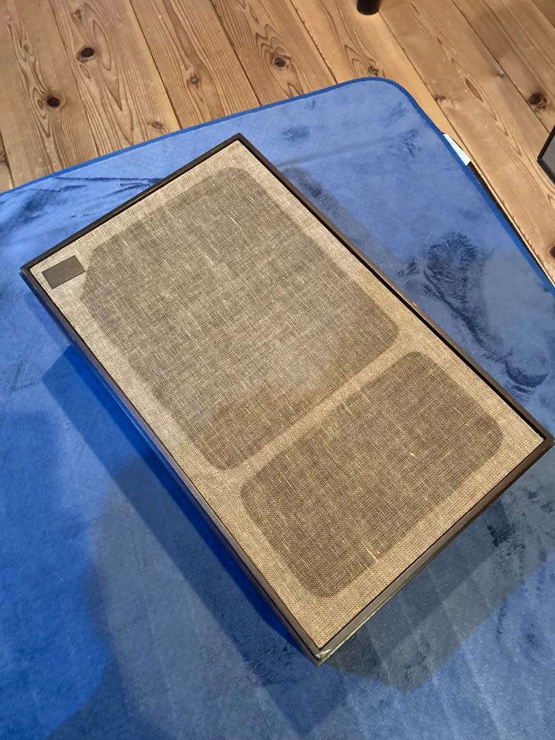 Acoustic Research AR-6 エンクロージャー