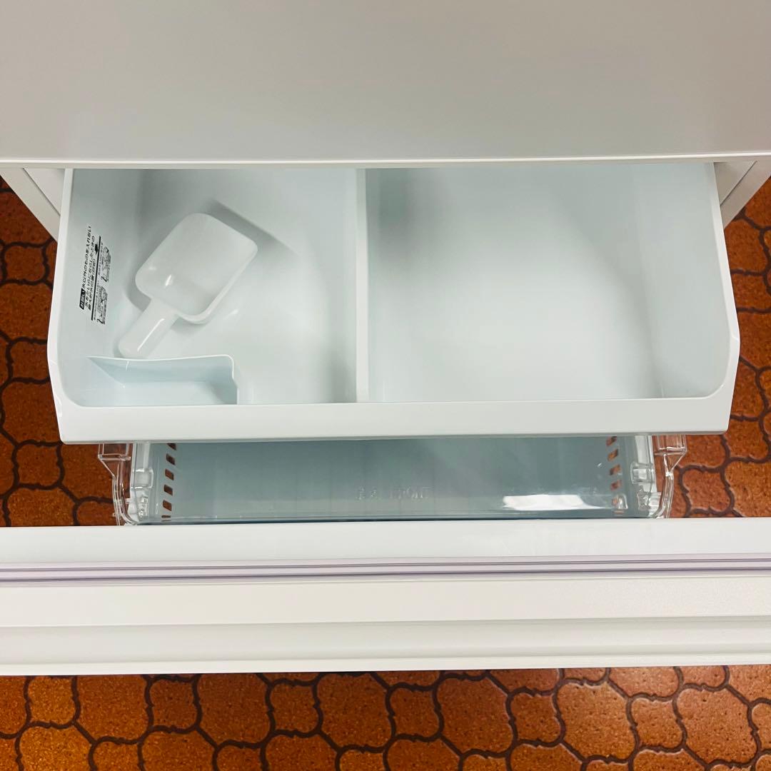 TOSHIBA 冷凍冷蔵庫 GR-V33SC (WU) 2024年製