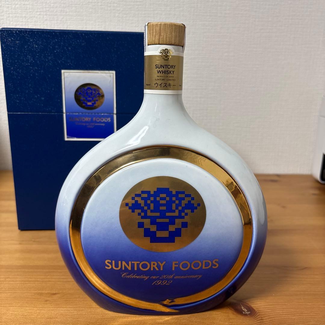 サントリーウイスキー　飛翔　陶器ボトル　佐治敬三 有田焼　箱付　未開封