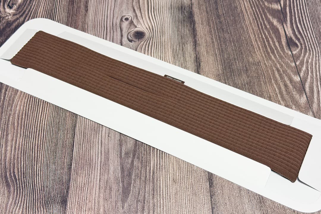 iPhone Pocket by ISSEY MIYAKE シナモン ショート