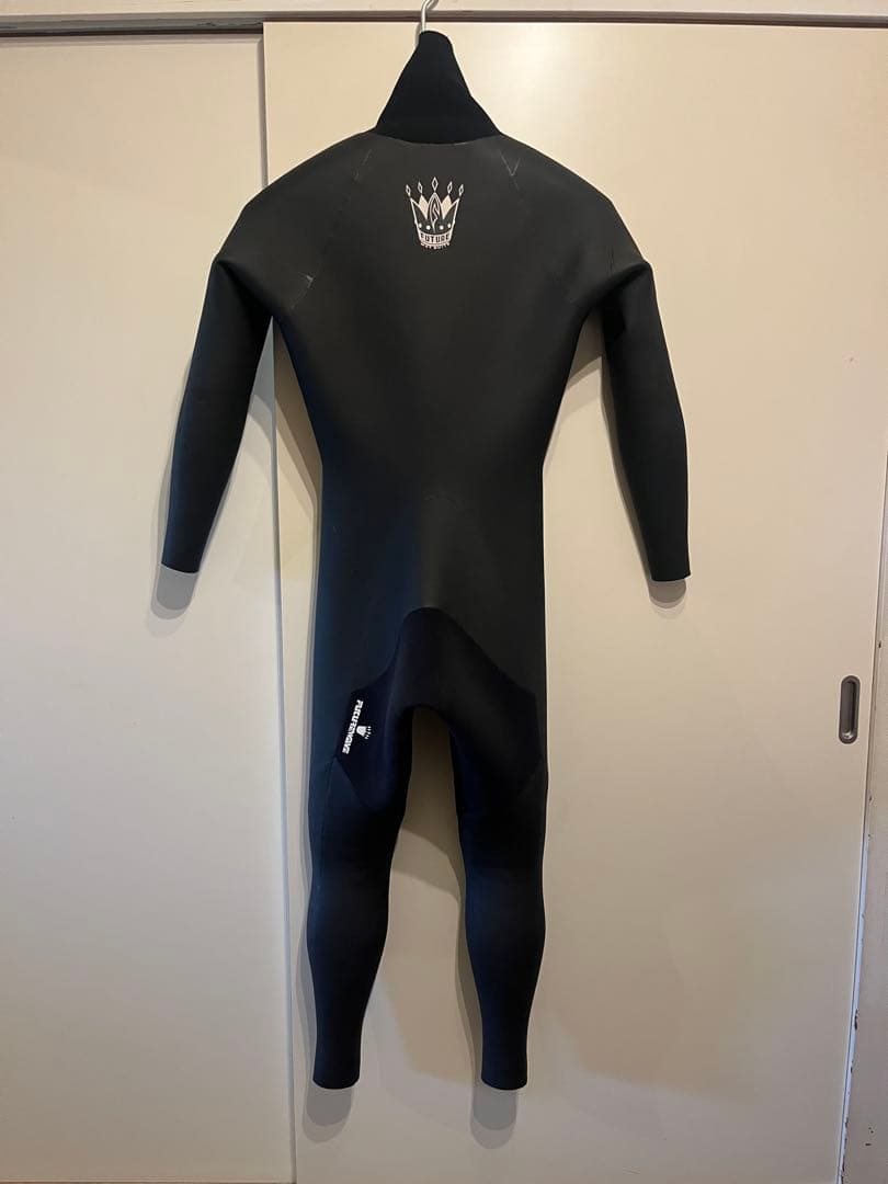 FUTURE WAVE セミドライブ 3mm フルスーツ エアフレイム 起毛