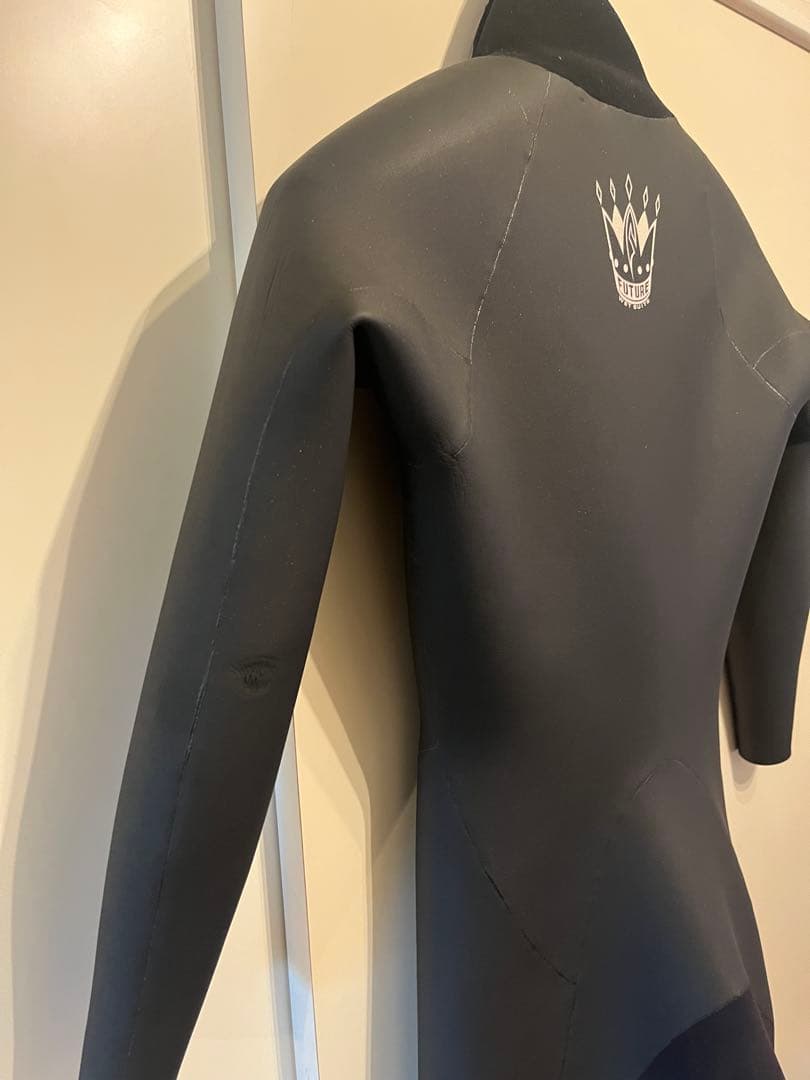 FUTURE WAVE セミドライブ 3mm フルスーツ エアフレイム 起毛