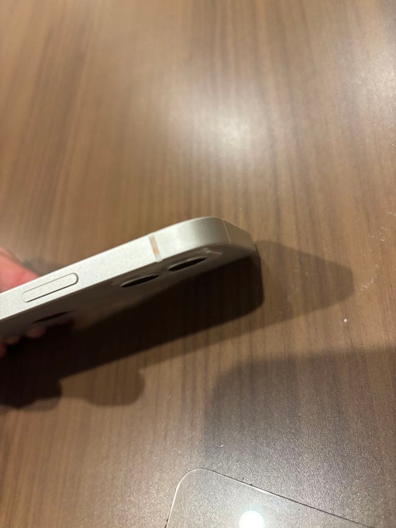 iPhone12 ホワイト