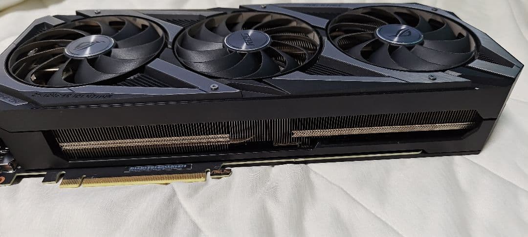 ASUS ROG Strix グラフィックボード RTX3070　本体のみ