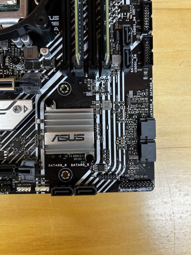 マザーボード ASUS PRIME B560M-A + Intel Core i5-10400