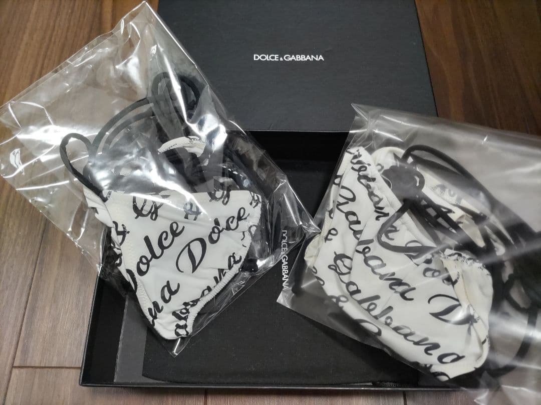 新品未使用★本物正規品☆定価35,000円ドルチェ&ガッバーナ　ビキニ　S　7号