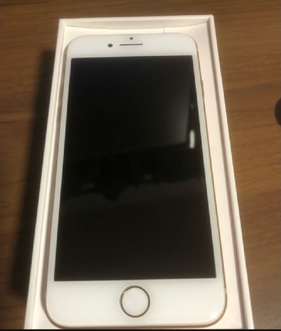 【値下げしました】iphone8 64GB超美品、iFaceガラスース