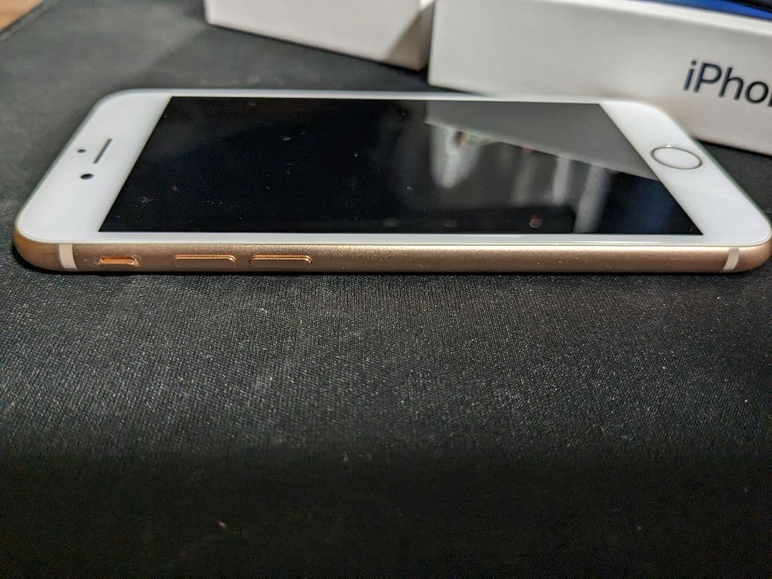 【値下げしました】iphone8 64GB超美品、iFaceガラスース