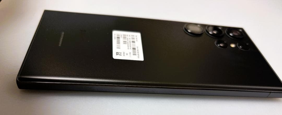 Galaxy S23 Ultra 256GB SIM フリーおまけ付き。