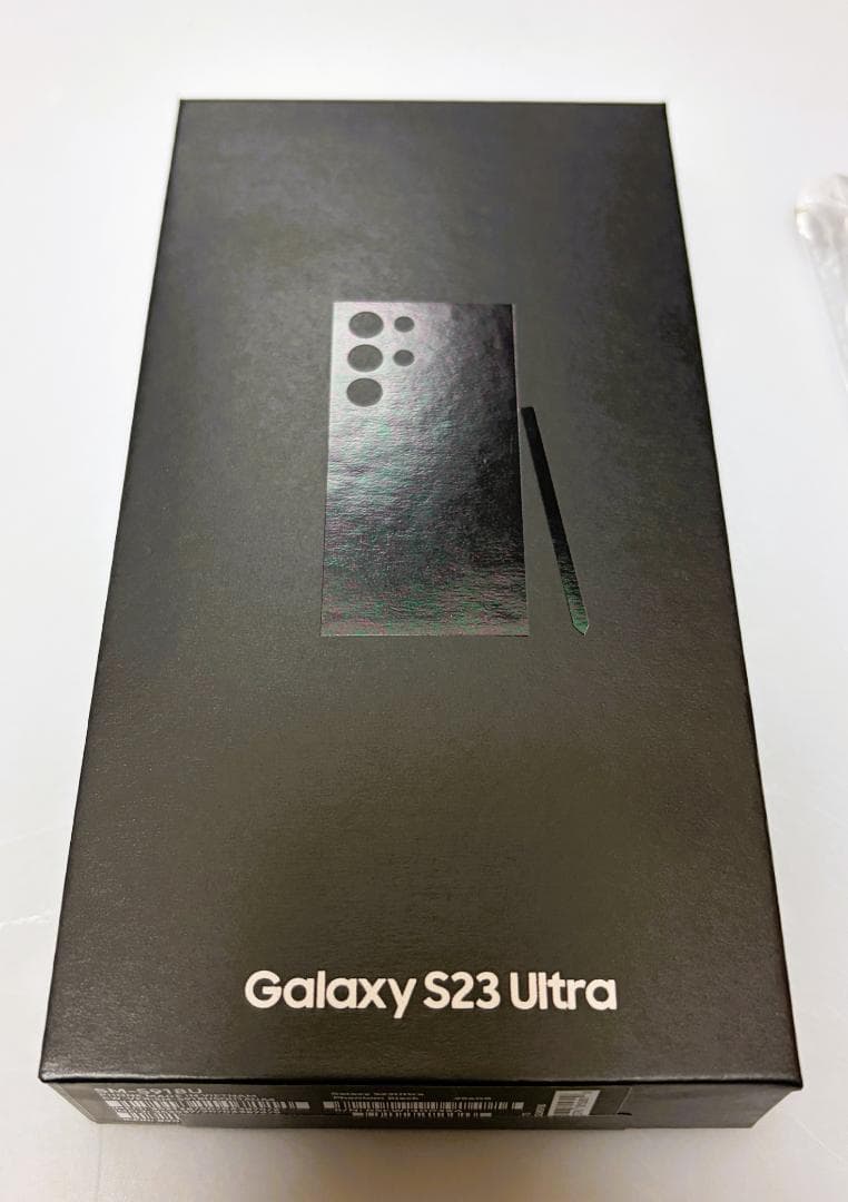 Galaxy S23 Ultra 256GB SIM フリーおまけ付き。