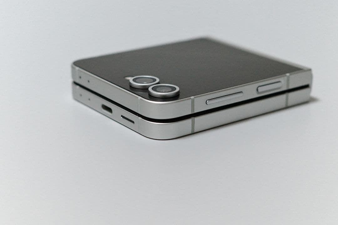 Galaxy Z Flip6 256GB｜SIMフリー ホワイト