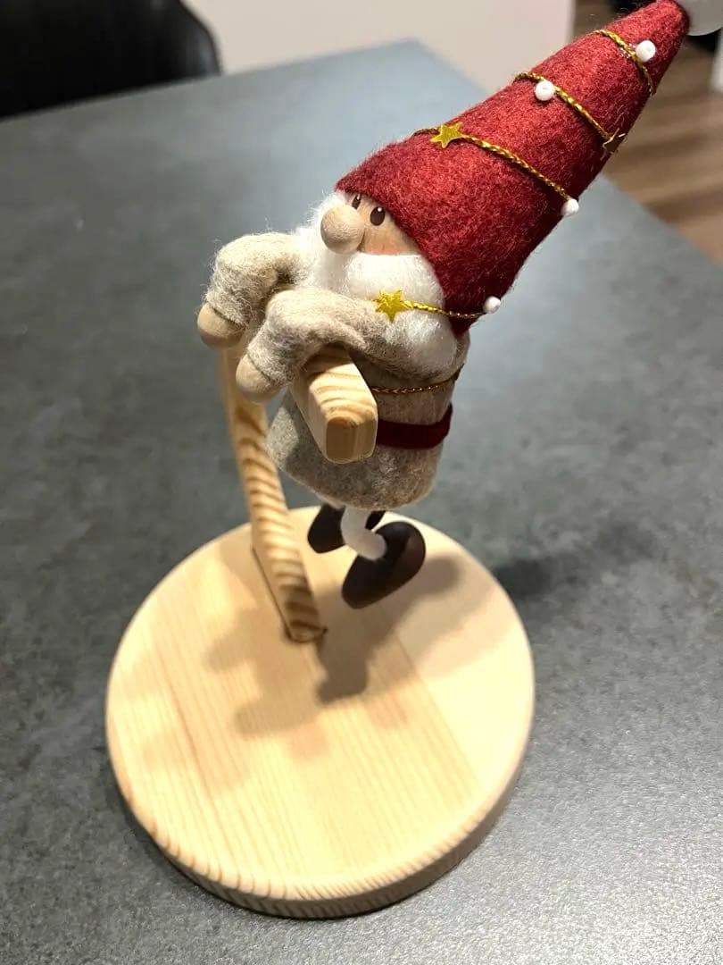 ★te-nori限定ノルディカニッセ　ぶら下がりサンタ＆スタンドセット