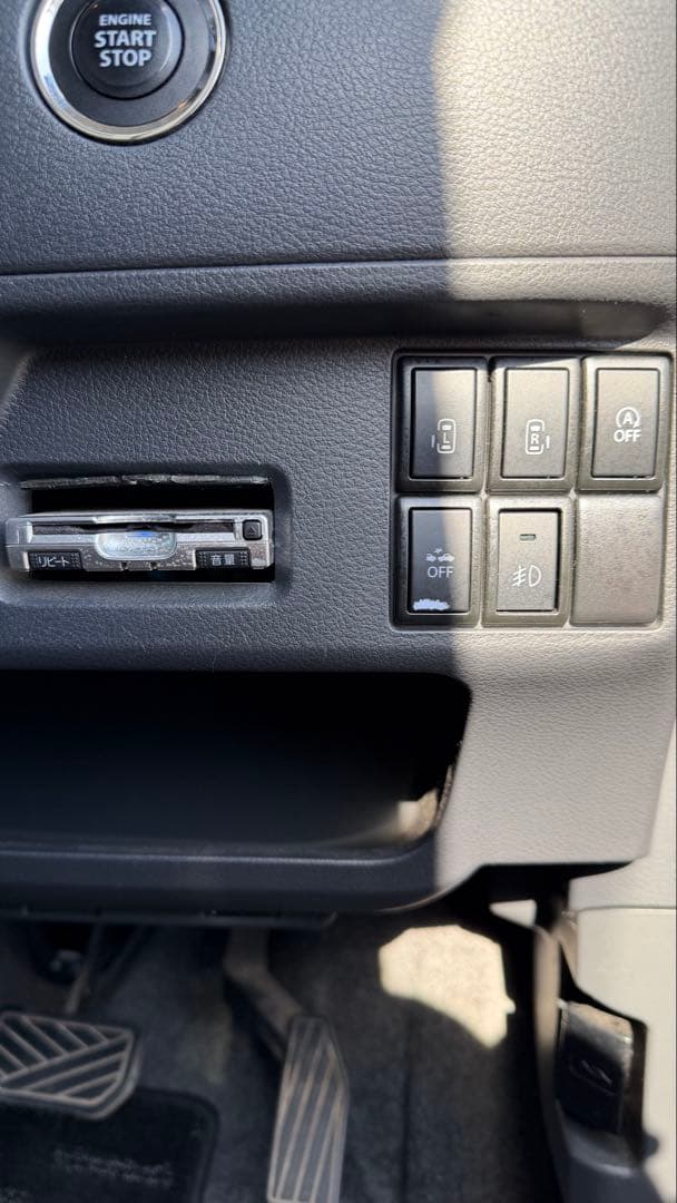 スズキスペーシアカスタム⭐️ターボ4WD⭐️車検2年付き‼️綺麗‼️