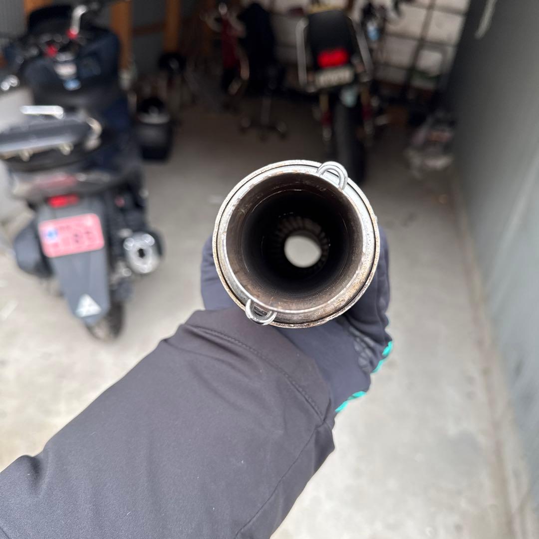 プリティーレーシング　Pretty サイレンサー　流タイプ？