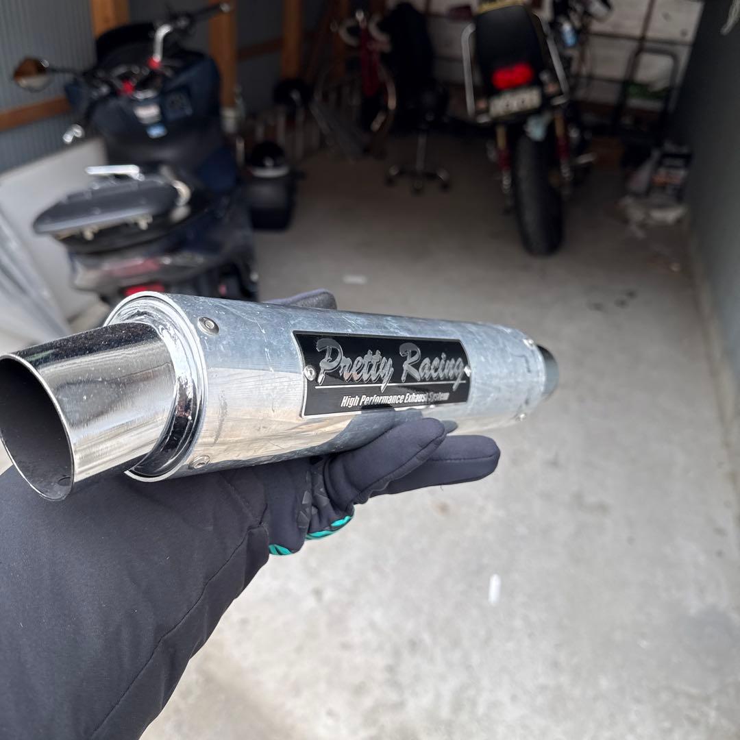 プリティーレーシング　Pretty サイレンサー　流タイプ？