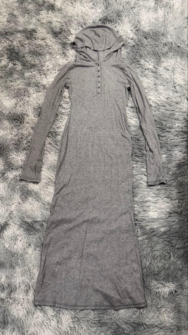 HoodieSlimカットドレス，Sサイズ，ヘザーグレー