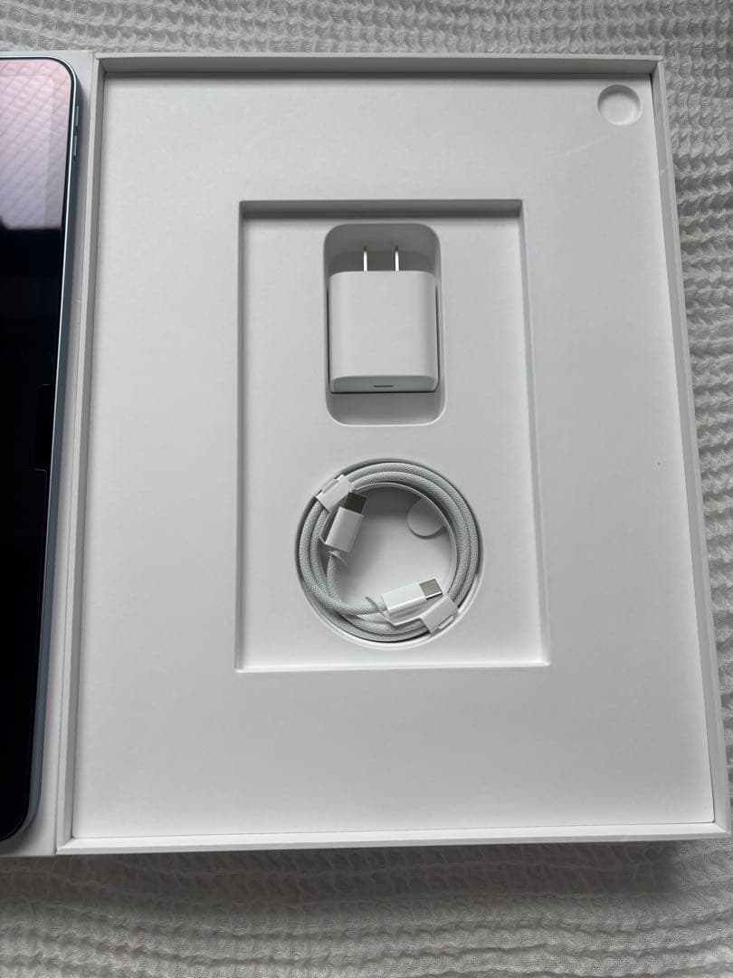 iPad Air 13インチ M2 128GB Wi-Fi ブルー