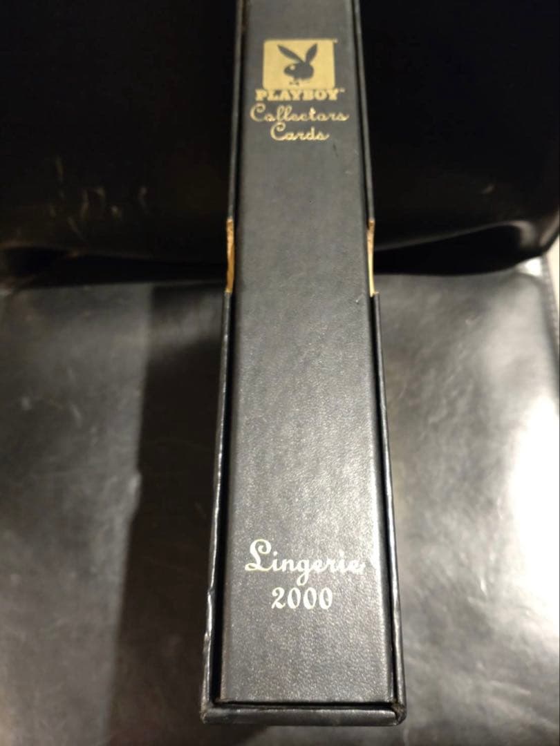 プレイボーイ　トレーディングカード&ケースレア＋100枚以上ペントハウスカード等
