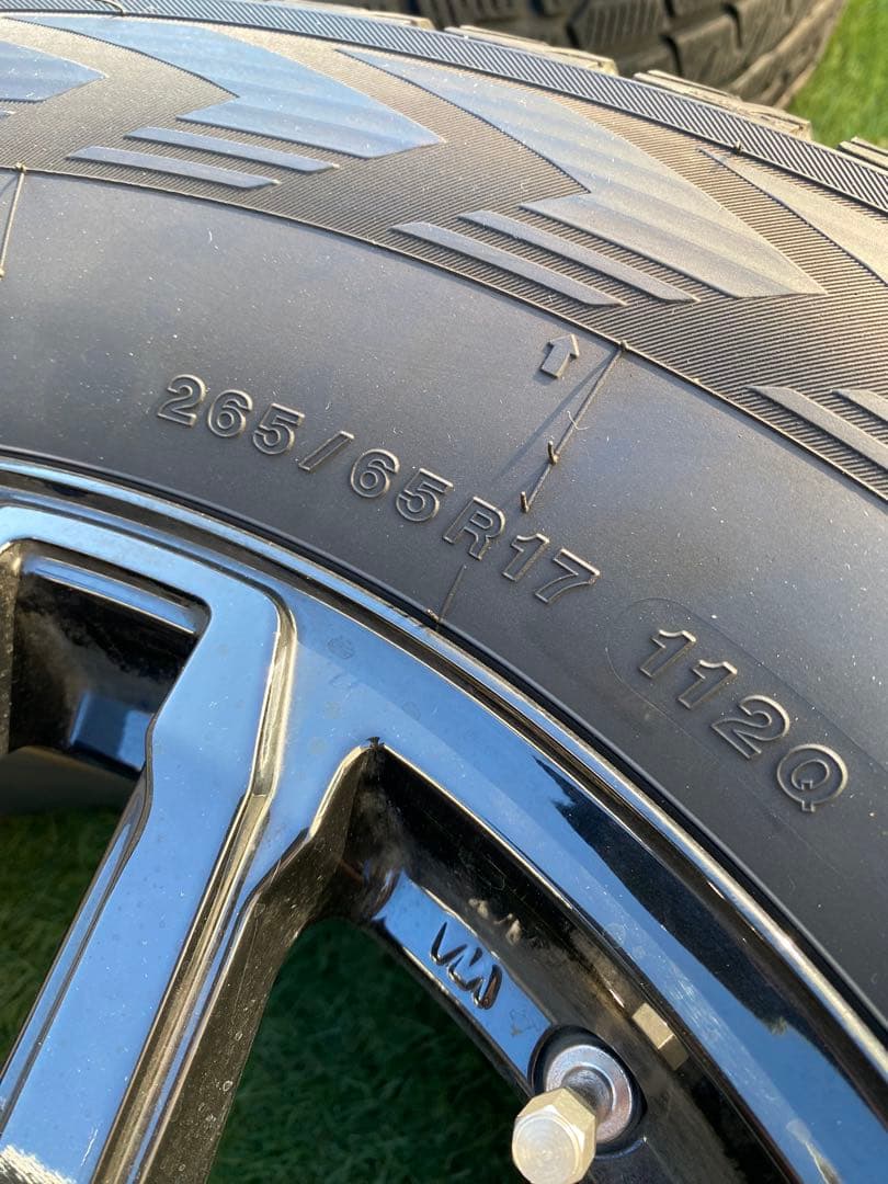 YOKOHAMA ice GUARD G075 17インチスタッドレスタイヤ