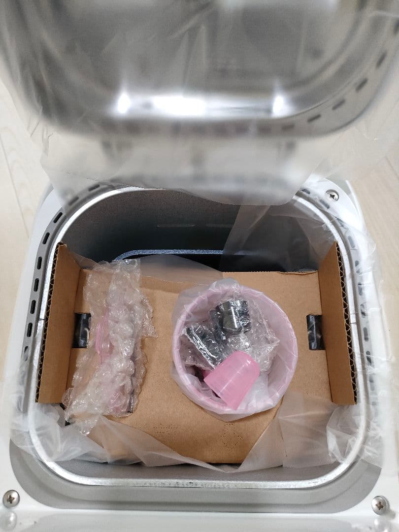 新品未使用　パナソニック ホームベーカリー SD-MT3-W 米粉パン対応モデル