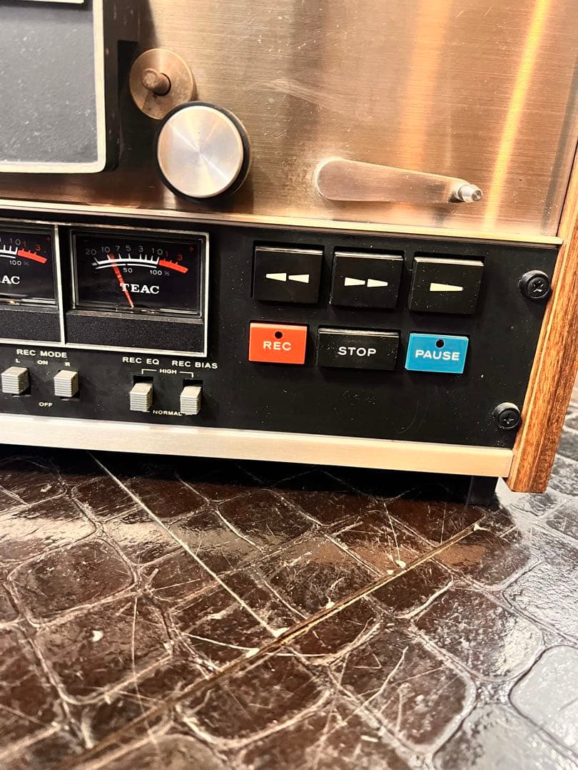 激安送料込‼️ TEAC ティアック A-2300S　ジャンク