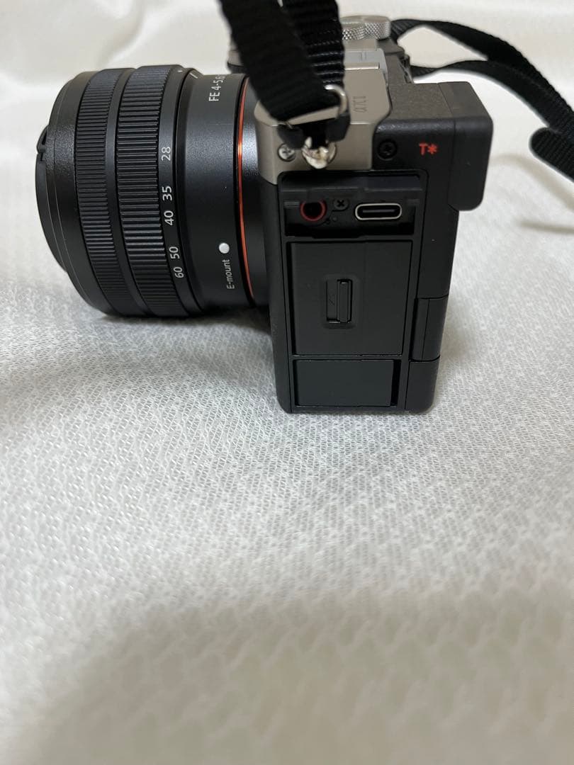 SONY α7CⅡミラーレス一眼 本体とレンズ付き