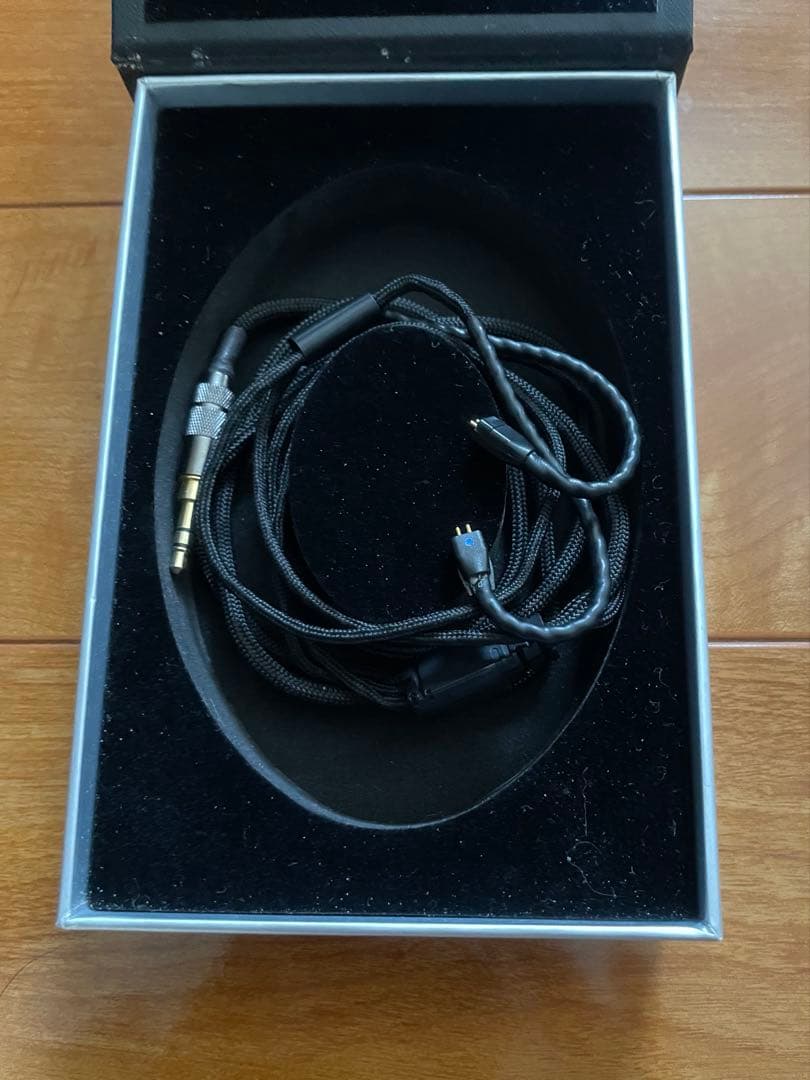 イヤホン Ultimate Ears Triple.fi 10 Pro