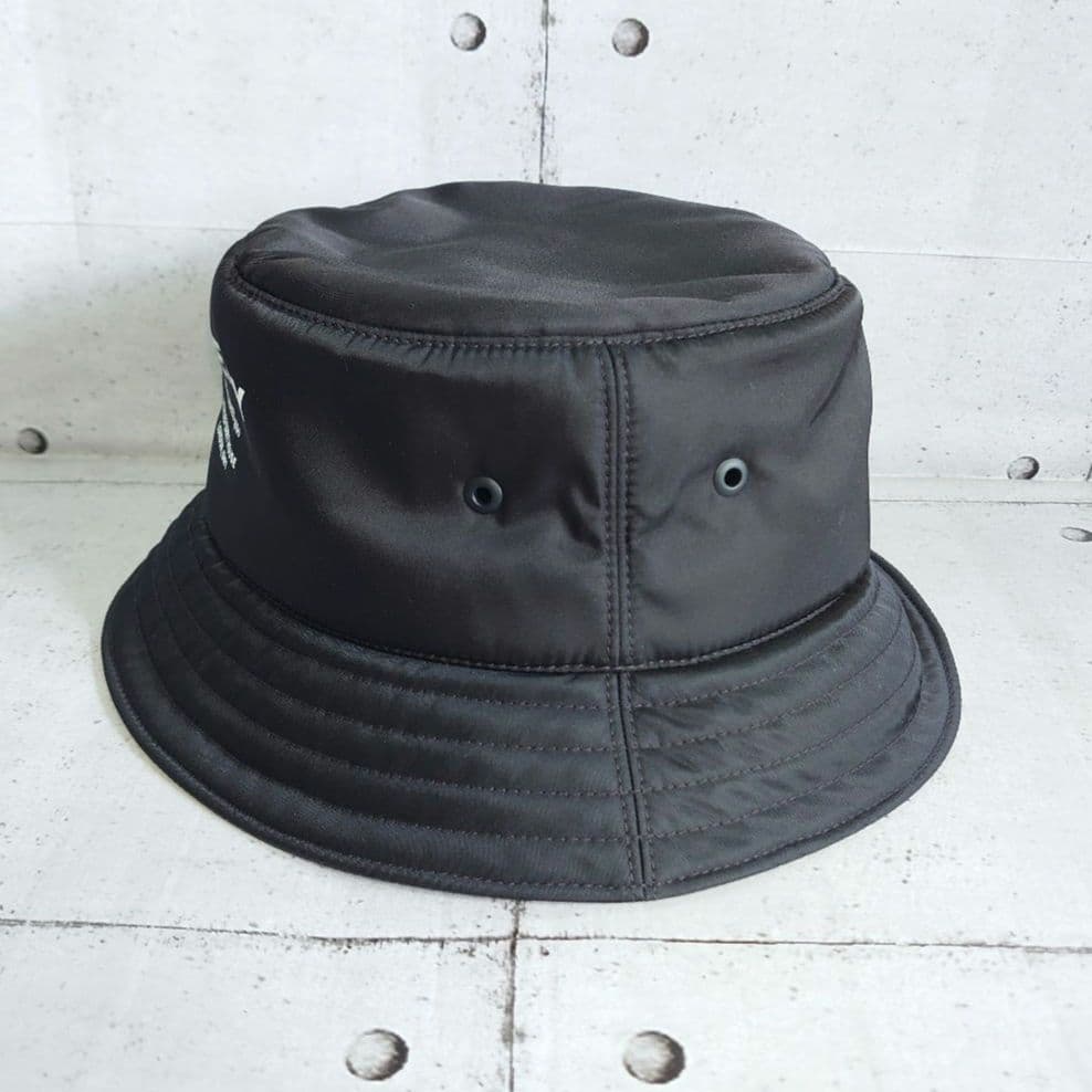 【良品】 BURBERRY バケットハット Sサイズ ブラック ユニセックス