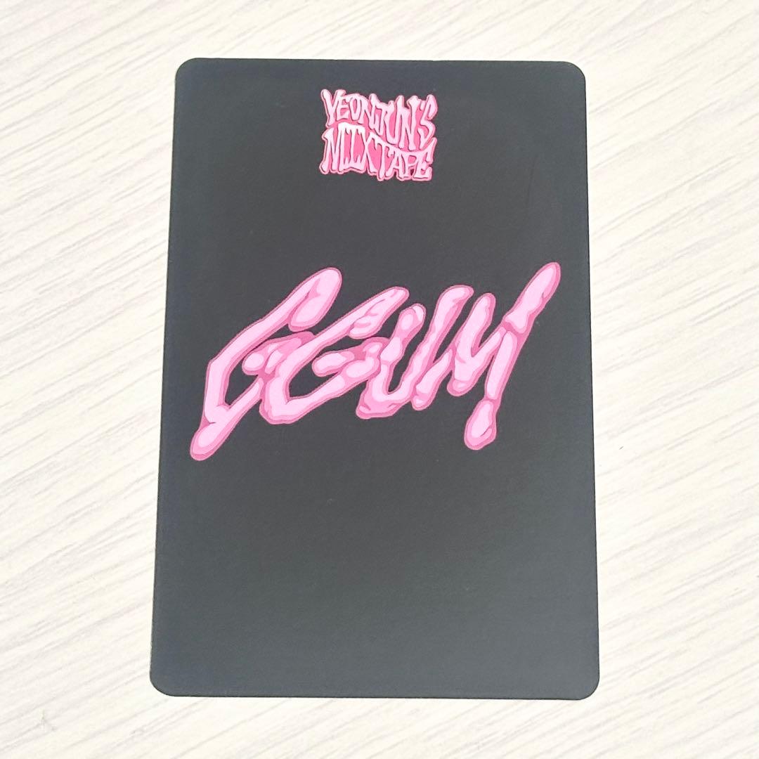 TXT ヨンジュン 直筆サイン トレカ